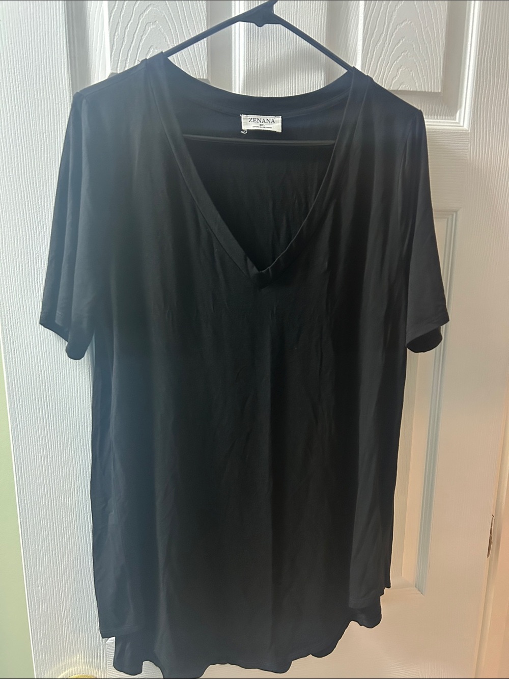 Zenana V-Neck Black Short Sleeve Top, XL